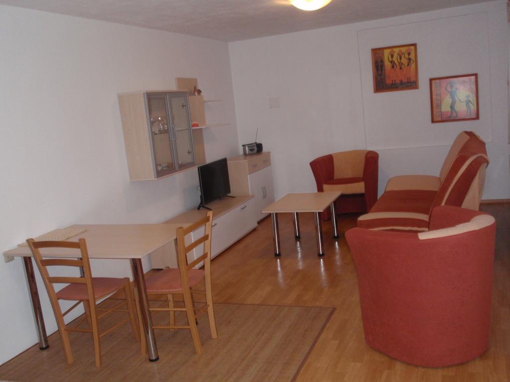 Apartman Janousek Daire Humpolec Oda fotoğraf